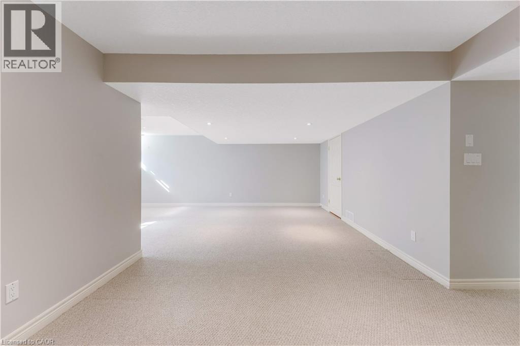 320 Brandenburg Place — photo 33
