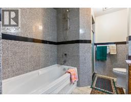 Foyer - 8541 North Sideroad, Amherstburg, ON N0R1J0 Photo 16