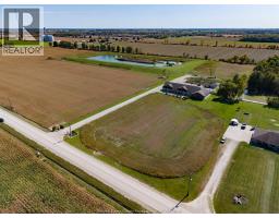 8541 North Sideroad, Amherstburg, ON N0R1J0 Photo 39