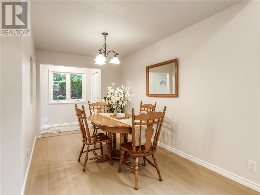 16 Demorest — photo 11