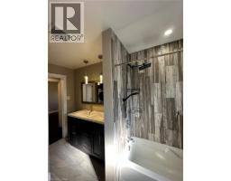 161 Sixth Avenue Unit# Upper, Kitchener, ON N2C1R2 Photo 10