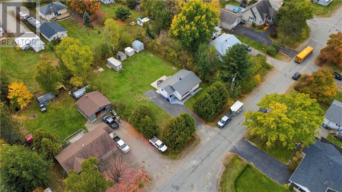 143 Arlington Drive - Image 20