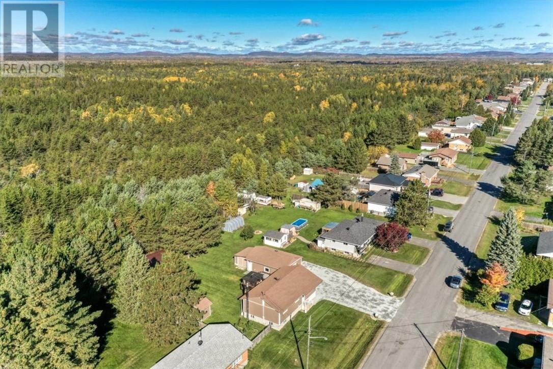 3141 Percy Avenue - 46