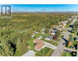 3141 Percy Avenue, Val Caron, ON P3N1B1 Photo 46