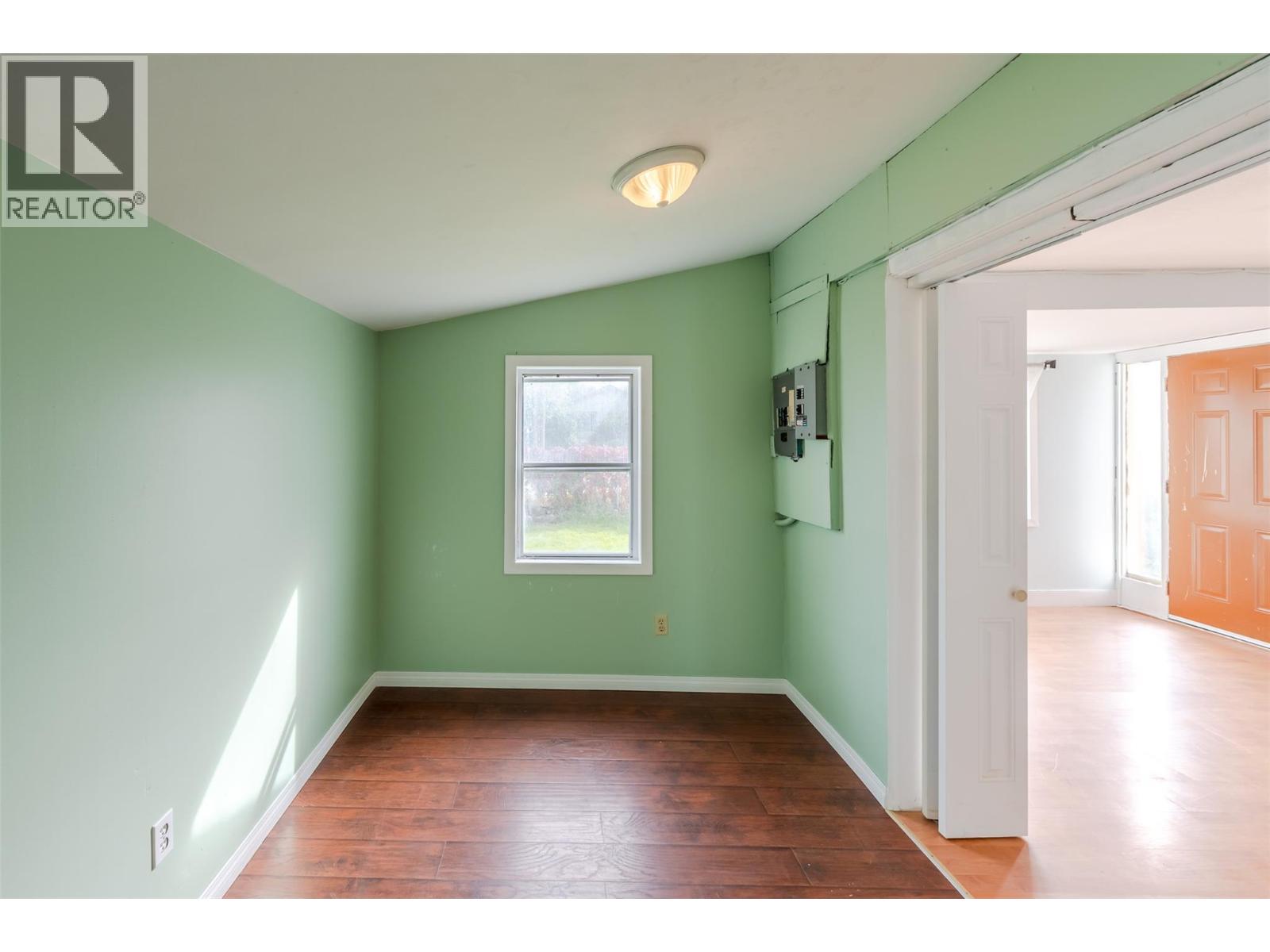 5814 Main Street - 23