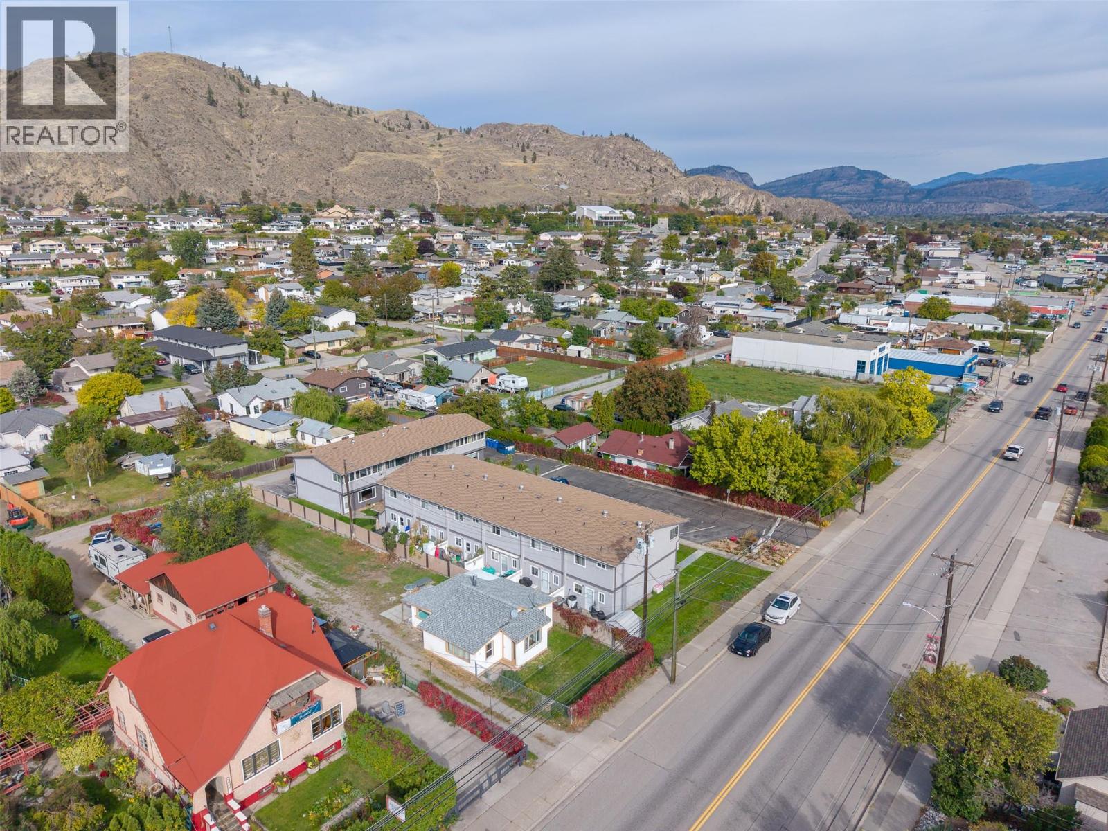 5814 Main Street, Oliver