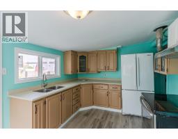 5814 Main Street, Oliver, BC V0H1T9 Photo 9