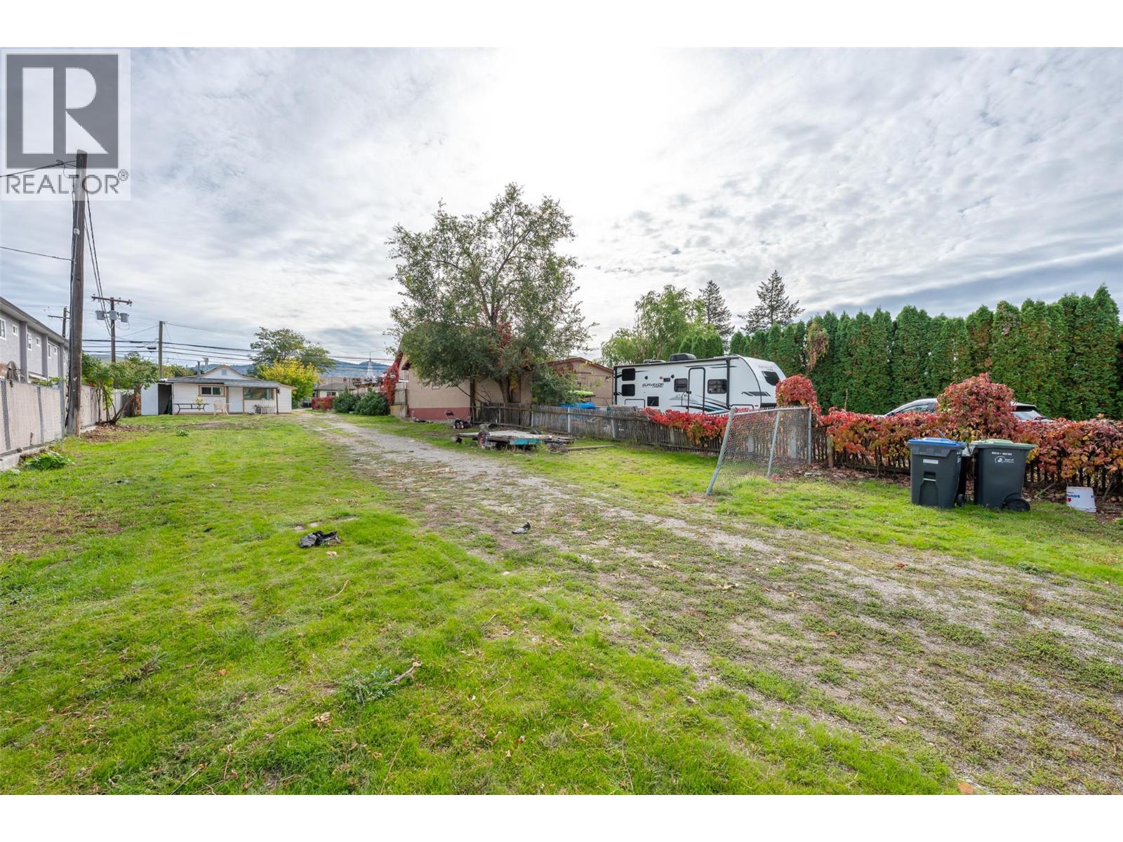 5814 Main Street - 50