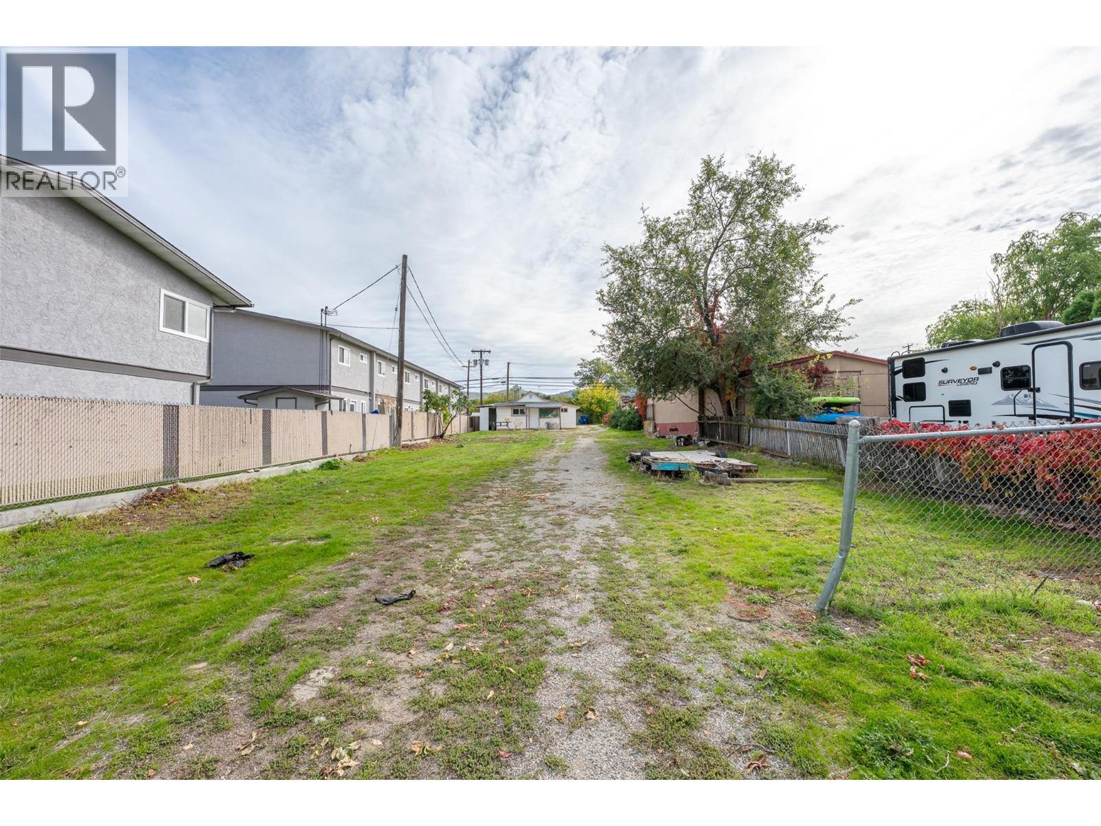 5814 Main Street - 51