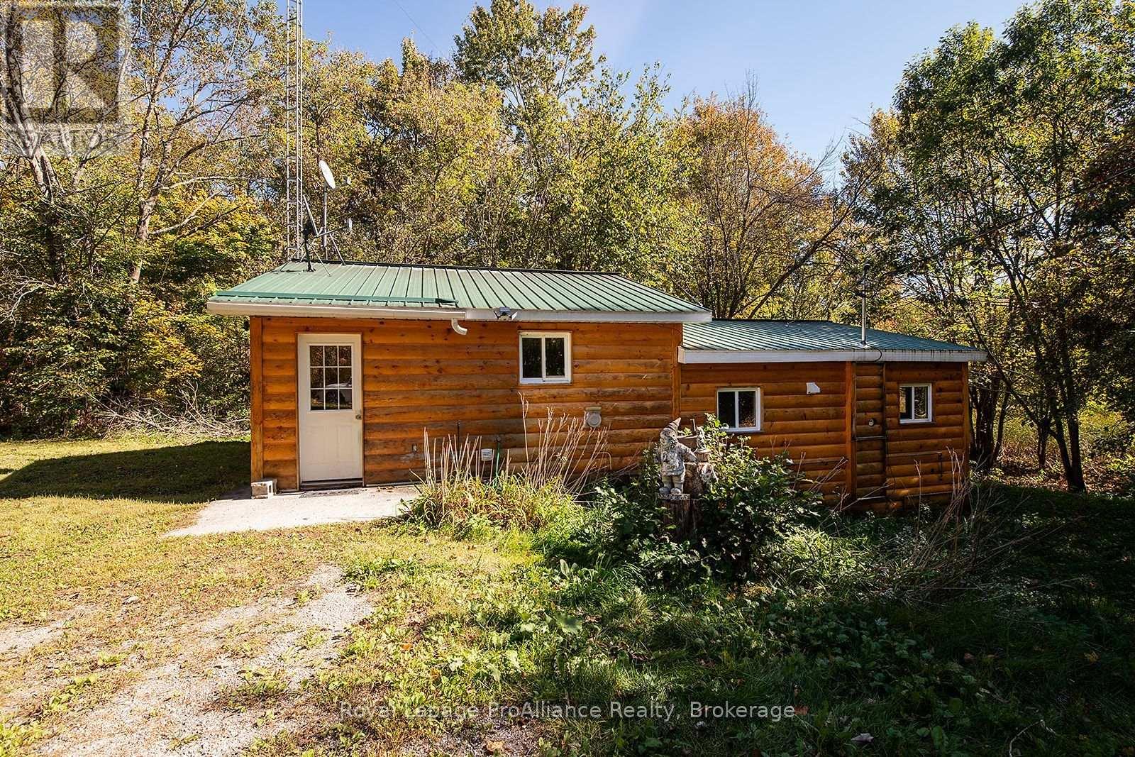 2840 Rapids Road, Tweed), ON