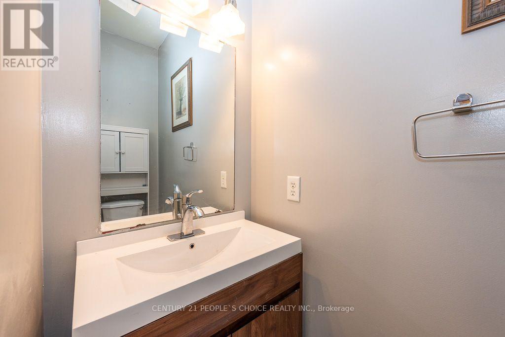 1 Bouvier Gate — photo 17