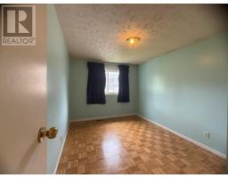 Laundry room - 10 Farrell Cres, Elliot Lake, ON P5A3N6 Photo 11
