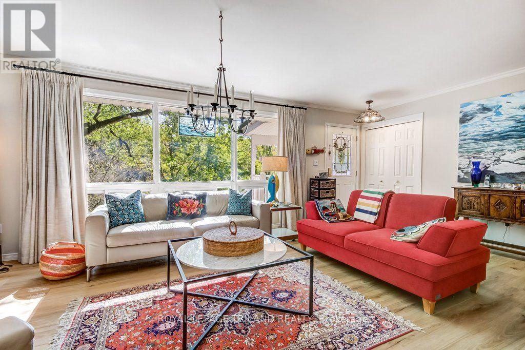 245 CURRIE BOULEVARD - Image 15