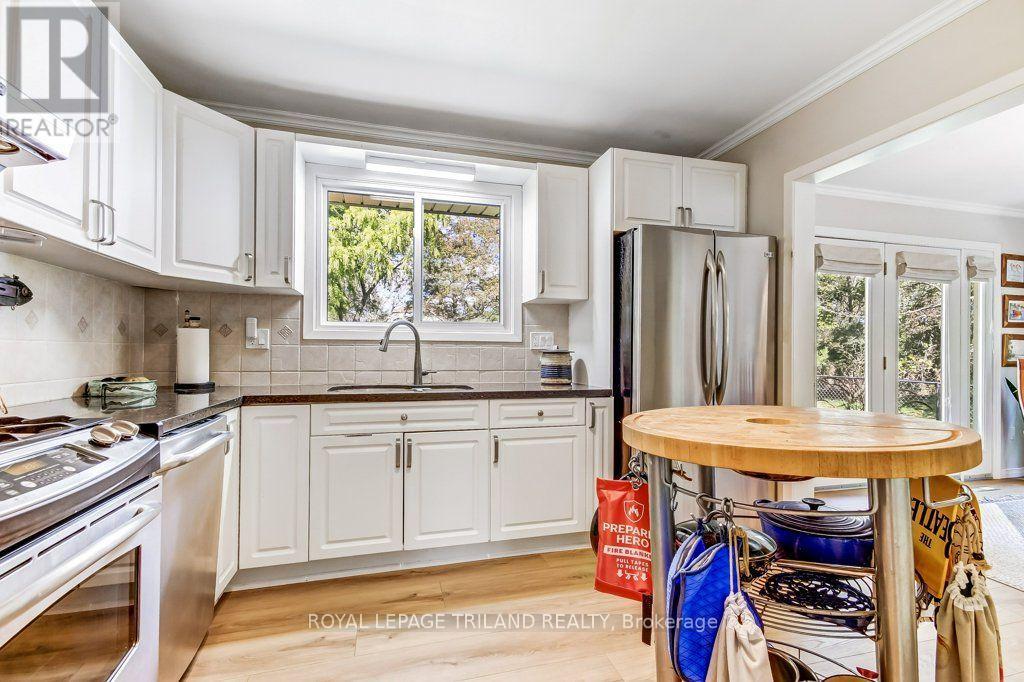 245 CURRIE BOULEVARD - Image 19