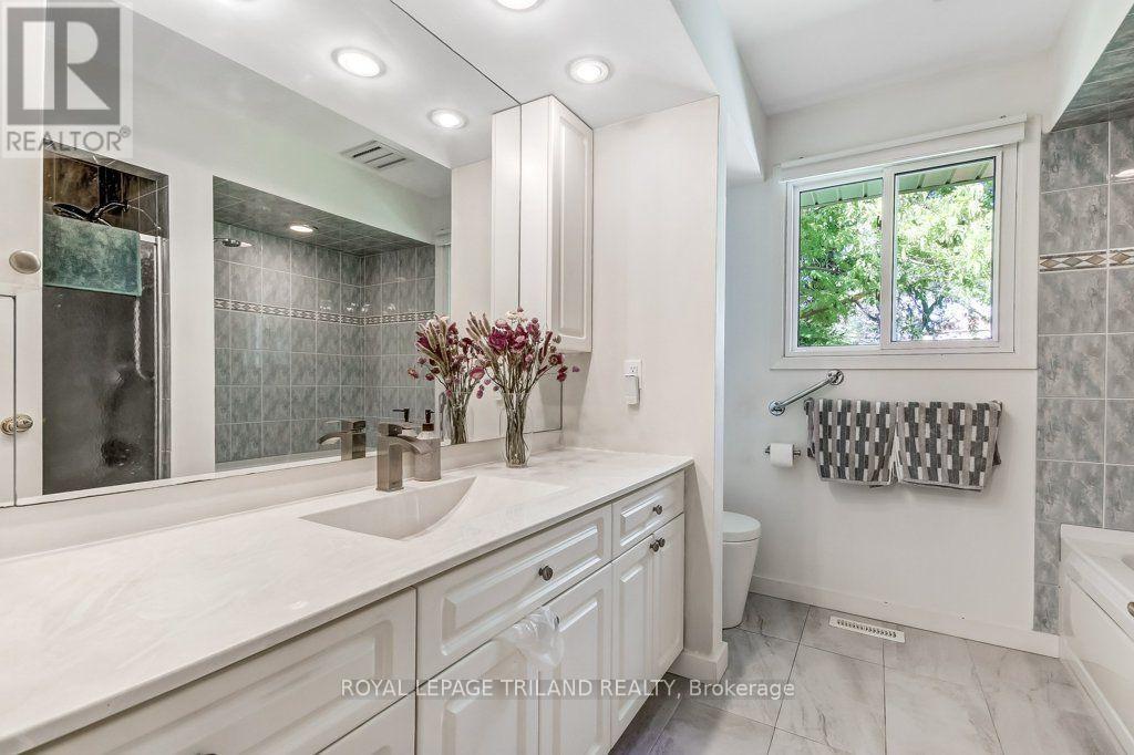 245 CURRIE BOULEVARD - Image 20