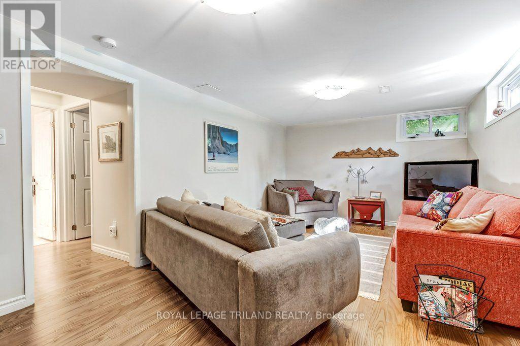 245 CURRIE BOULEVARD - Image 24
