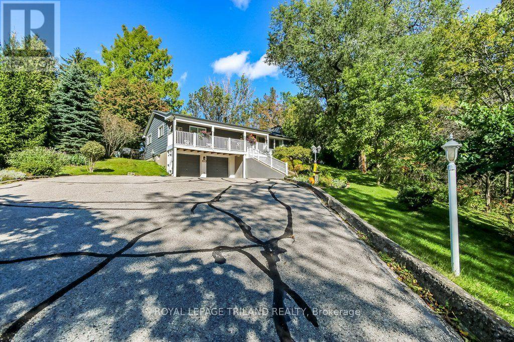 245 CURRIE BOULEVARD - Image 8
