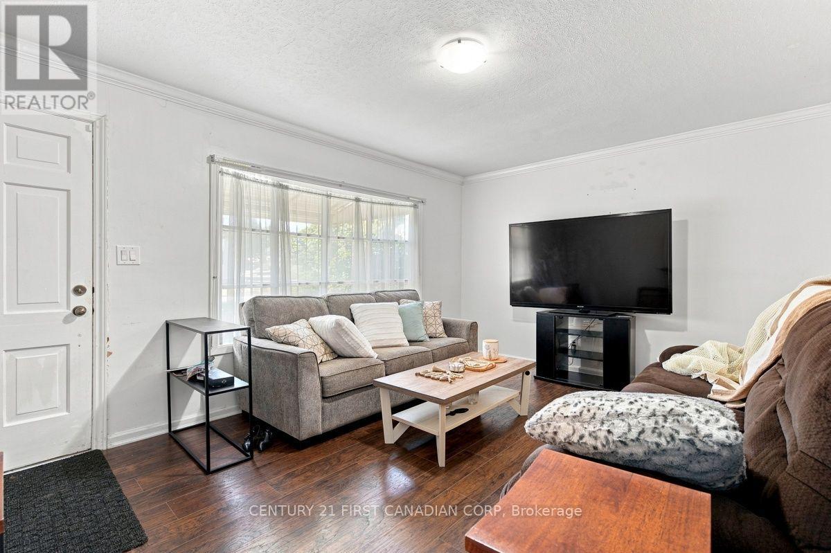 117 EMPRESS AVENUE - 11
