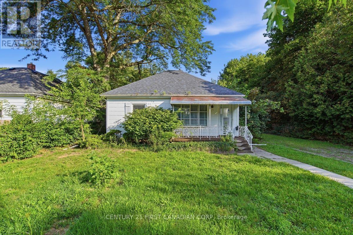 117 EMPRESS AVENUE - 3