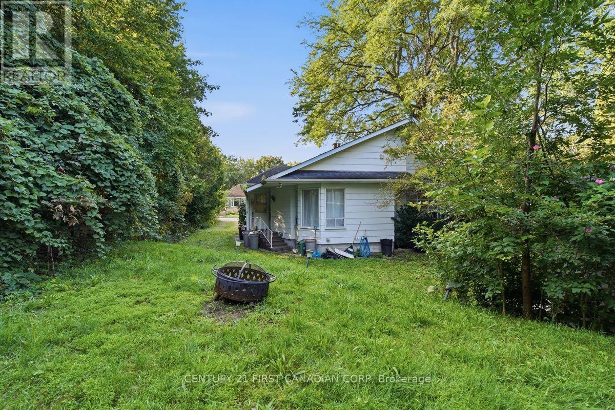 117 EMPRESS AVENUE - 48