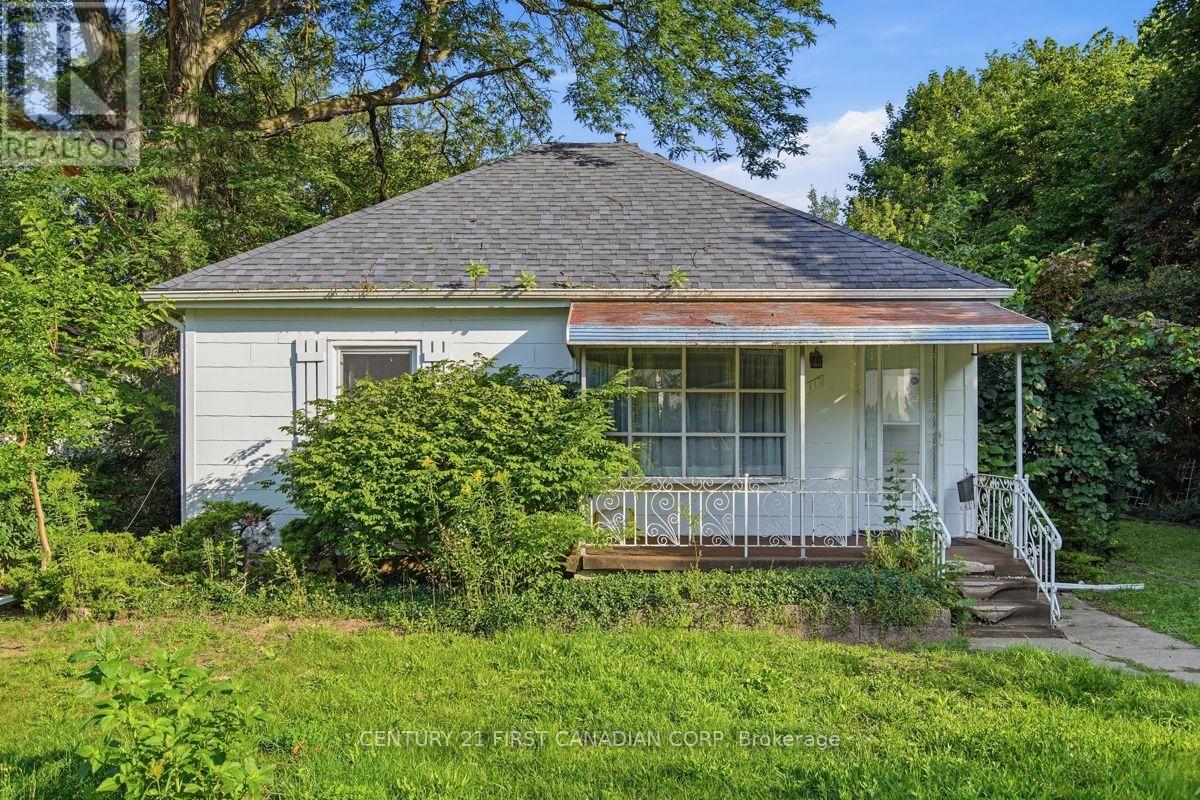 117 EMPRESS AVENUE - 5