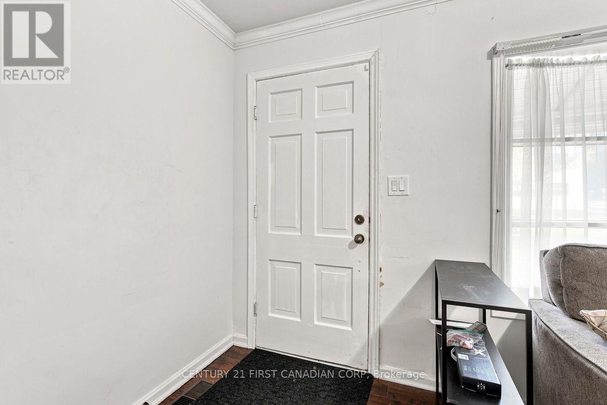 117 EMPRESS AVENUE - 9