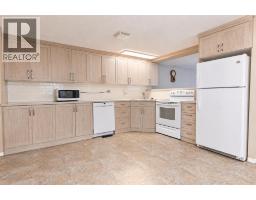 Bedroom - 278, 2300 13 Street N, Lethbridge, AB T1H4E8 Photo 7