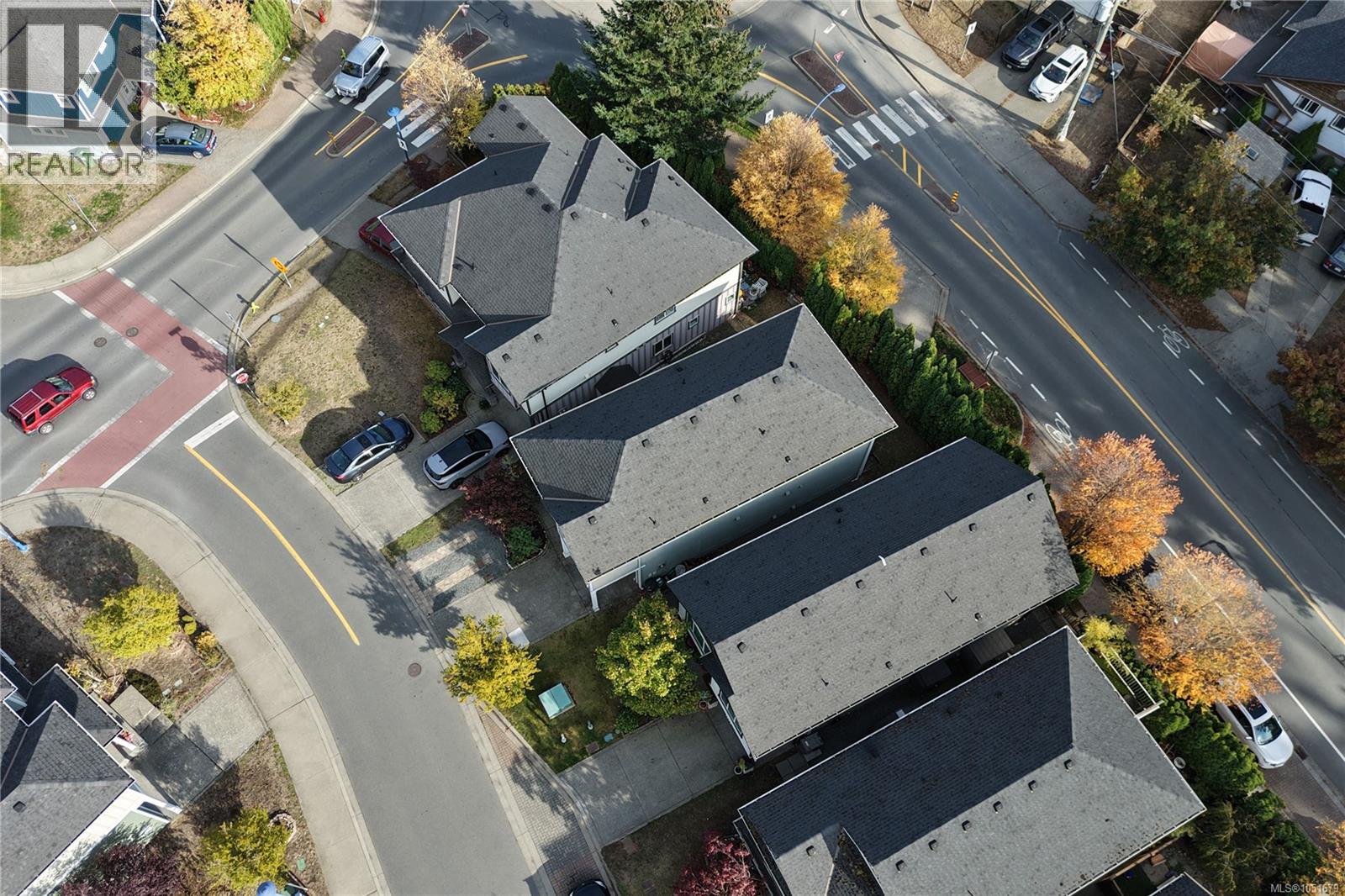 1205 Parkdale Creek Gdns - 43