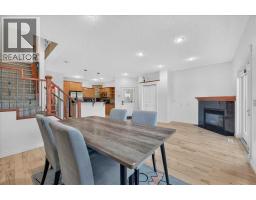 2, 3421 5 Avenue NW - photo 6