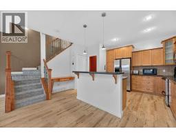 2, 3421 5 Avenue NW - photo 8