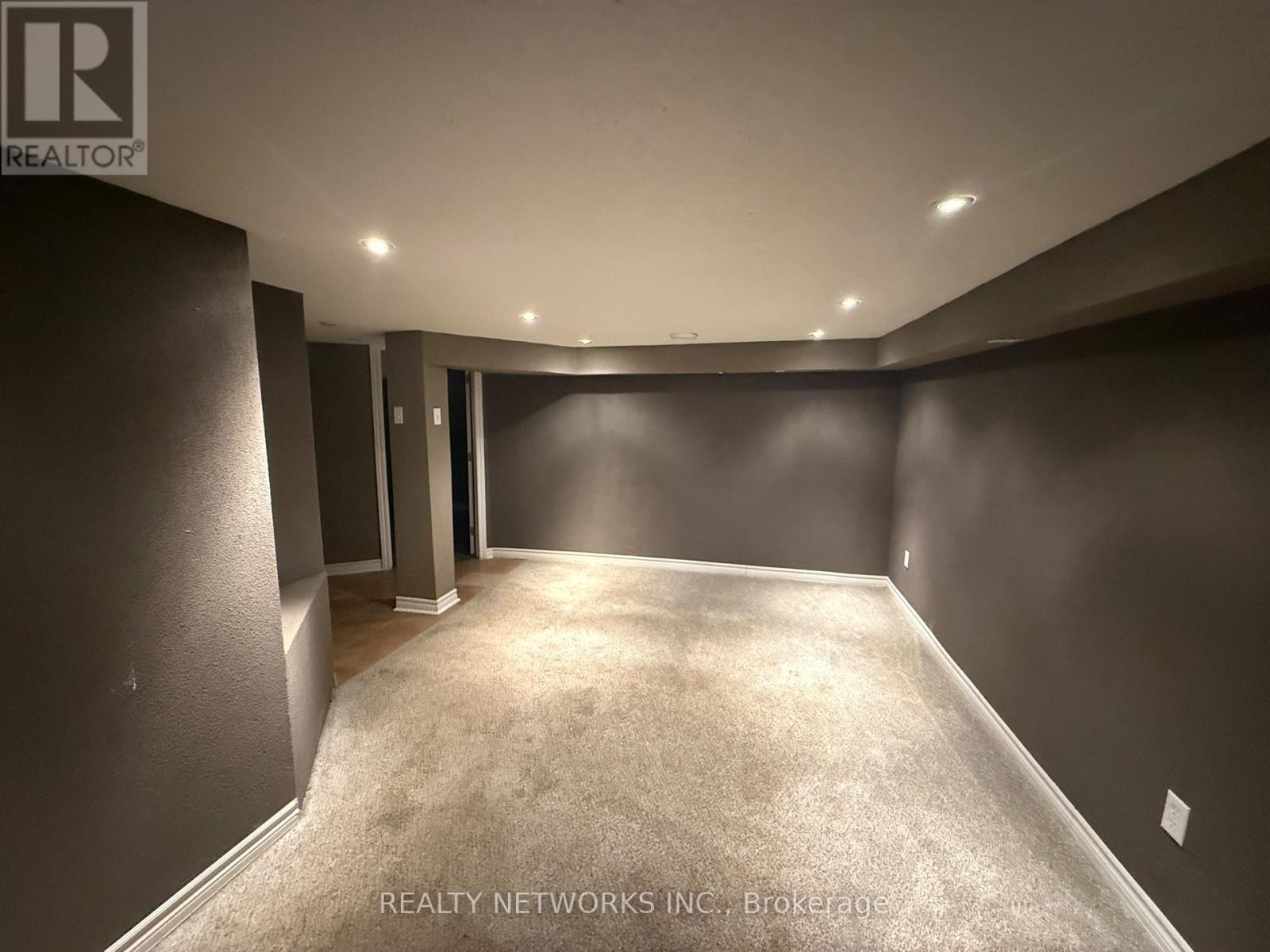 189 BALSAM STREET S - Image 5