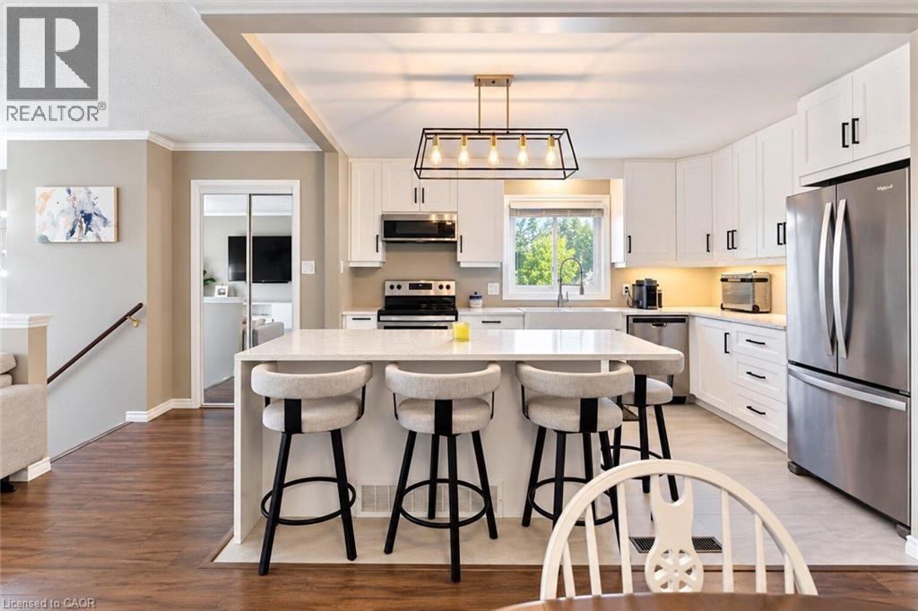 6 SANDRA Crescent - Image 7