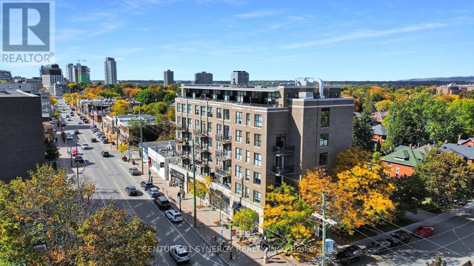 #PH4 150 CAROLINE AVENUE - Image 37