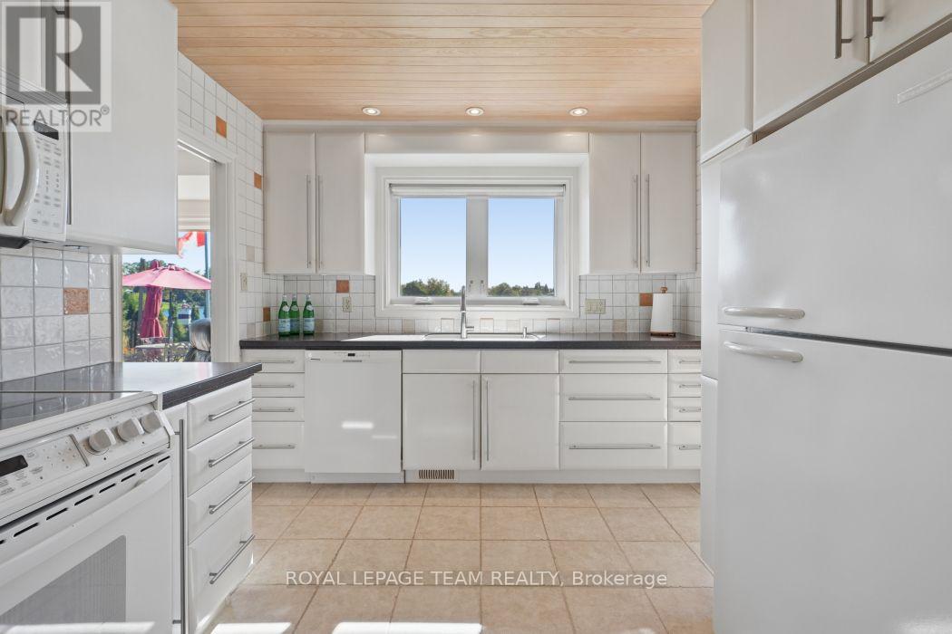 5050 MOWATVIEW COURT - Image 16