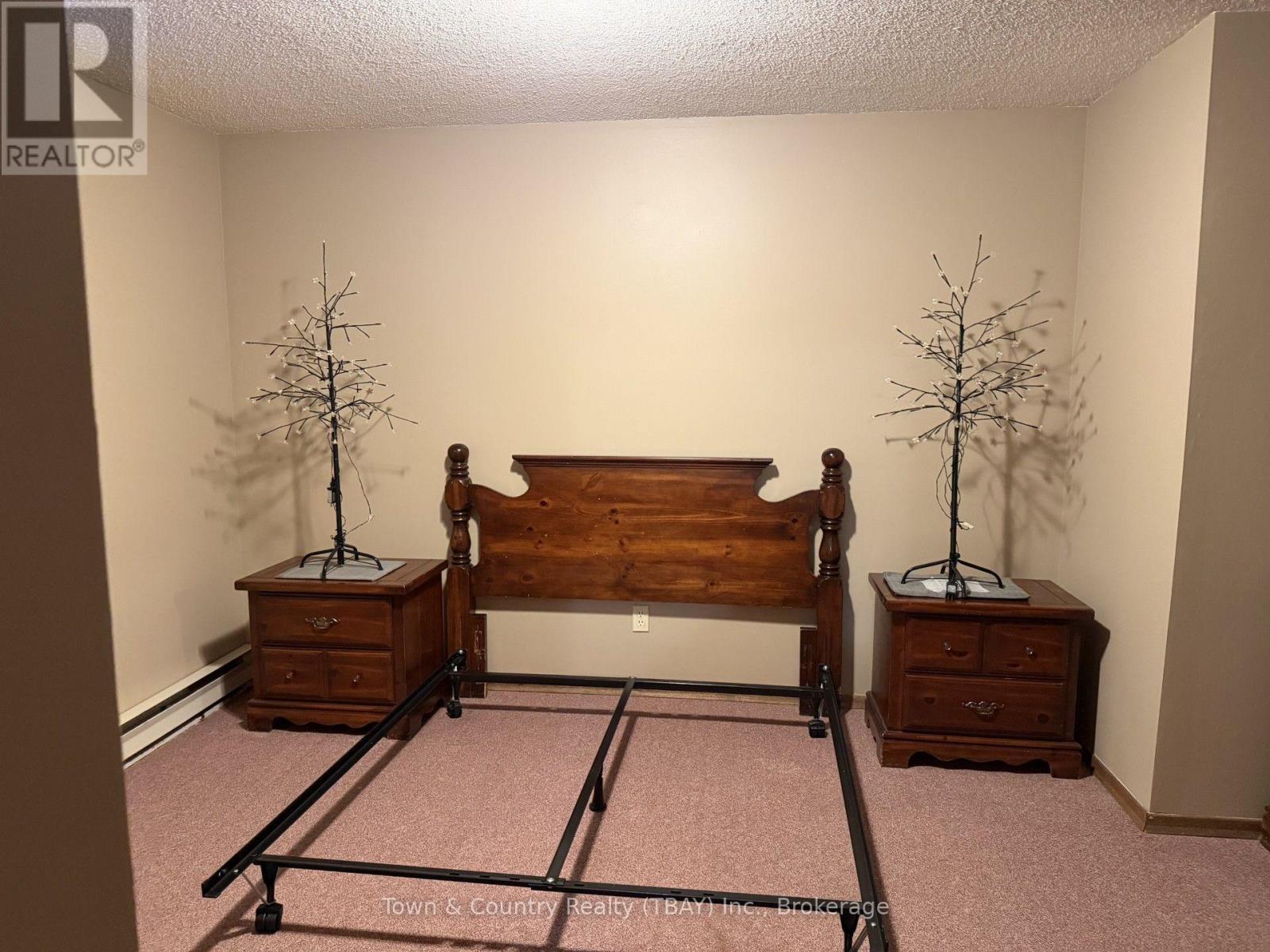 255 LONDON DRIVE - Image 19