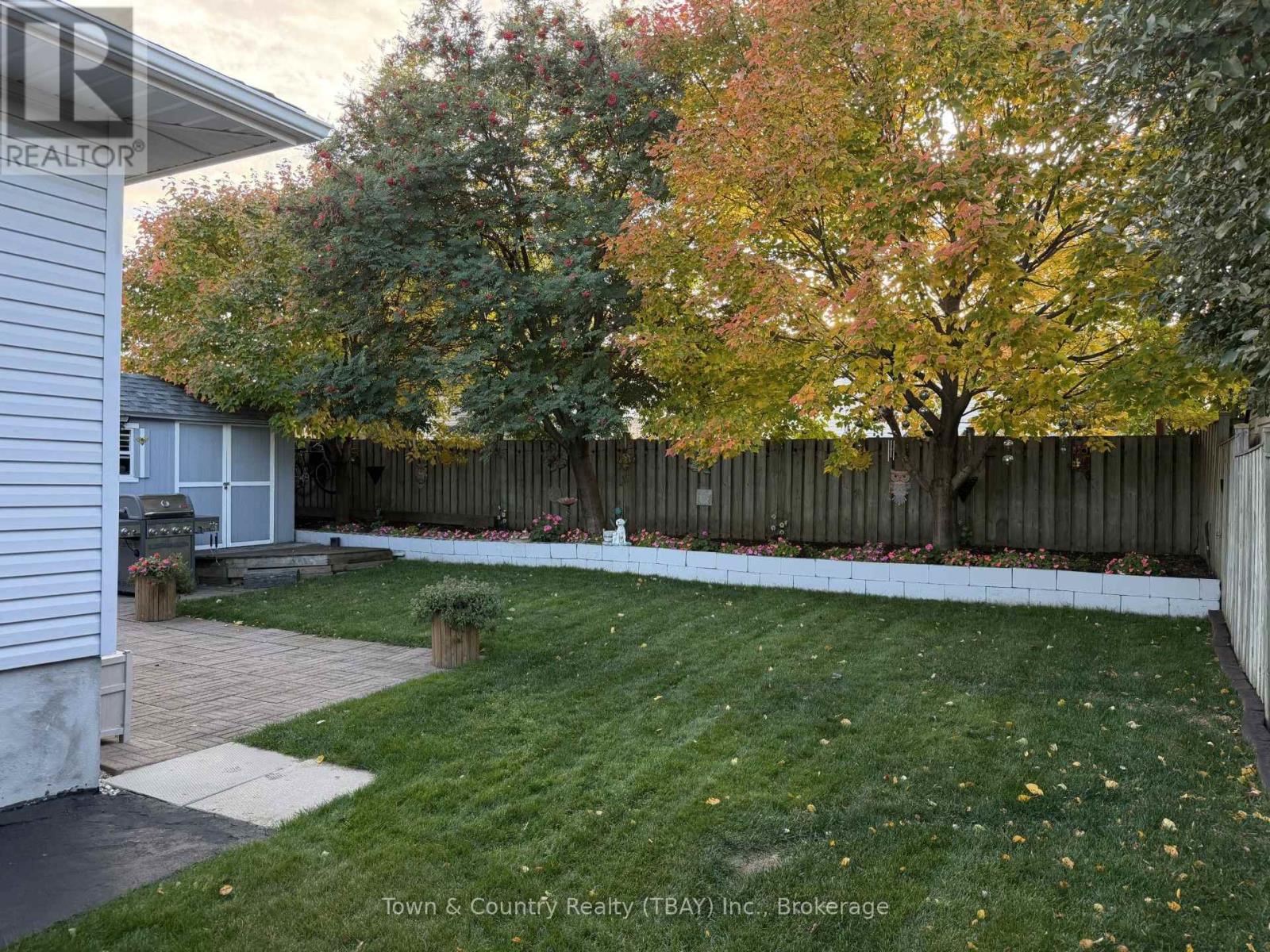255 LONDON DRIVE - Image 4