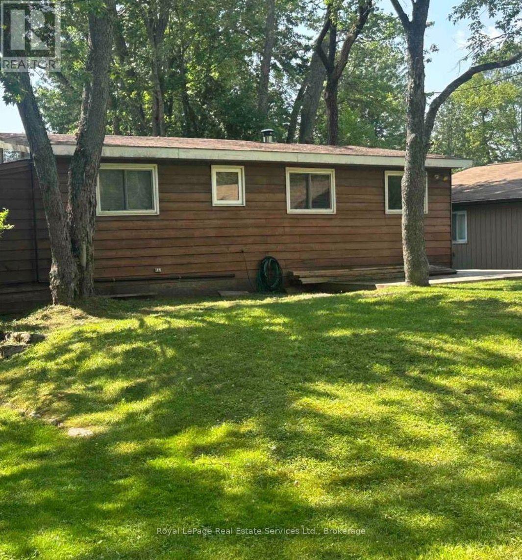 166 MOORINGS DRIVE - 29
