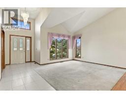 Family room - 51 Edgebrook Circle Nw, Calgary, AB T3A5A4 Photo 6