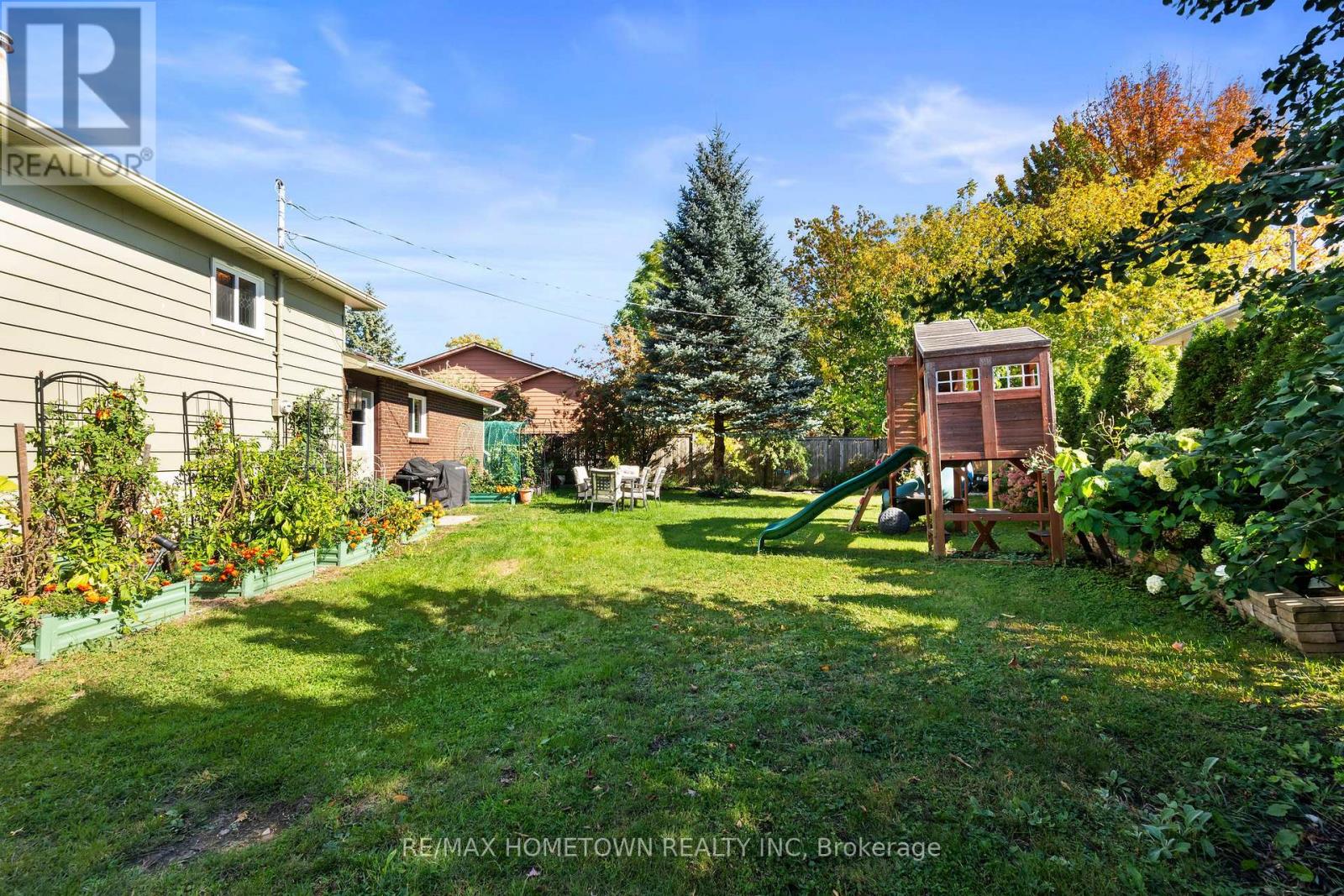 446 JOSEPH STREET - 32
