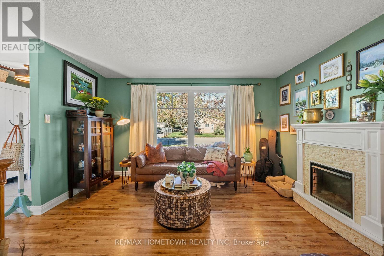 446 JOSEPH STREET - 6