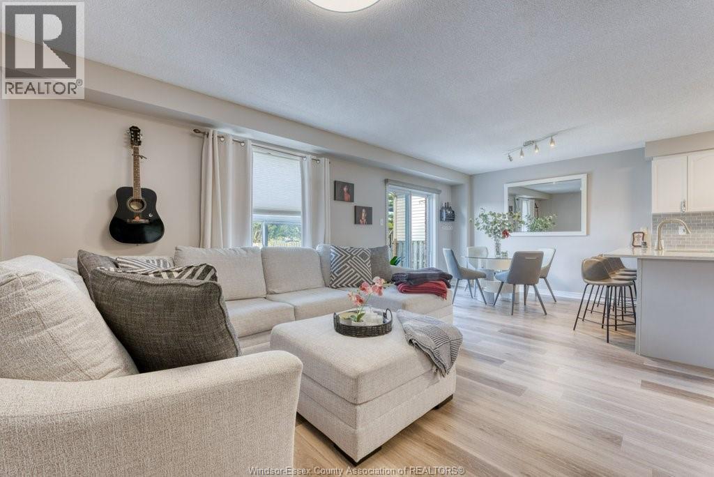 1589 HEATHERGLEN DRIVE - 4