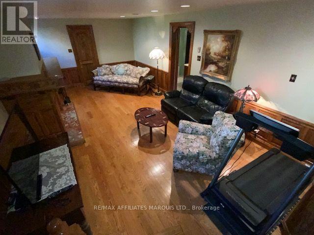 425 Second St. E Street East — photo 25