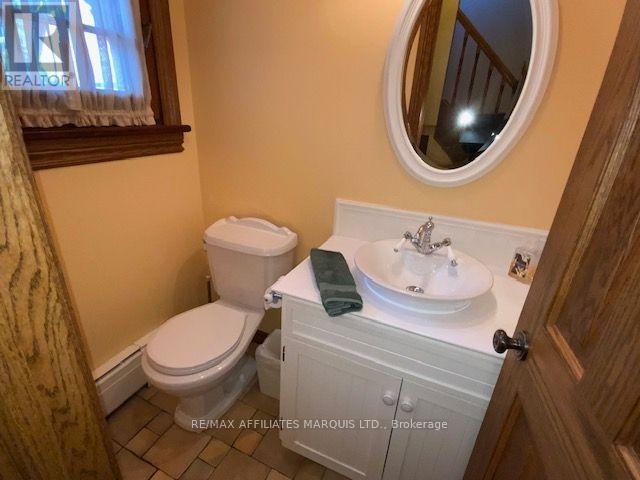 425 Second St. E Street East — photo 24