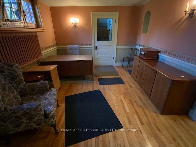 425 Second St. E Street East — photo 31