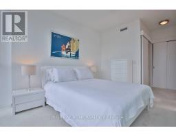 1903 - 110 Charles Street E, Toronto, ON M4Y1T5 Photo 15