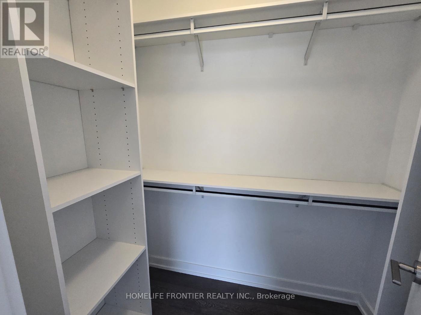 1111 - 7 GOLDEN LION HEIGHTS, Toronto (Newtonbrook East) — photo 10
