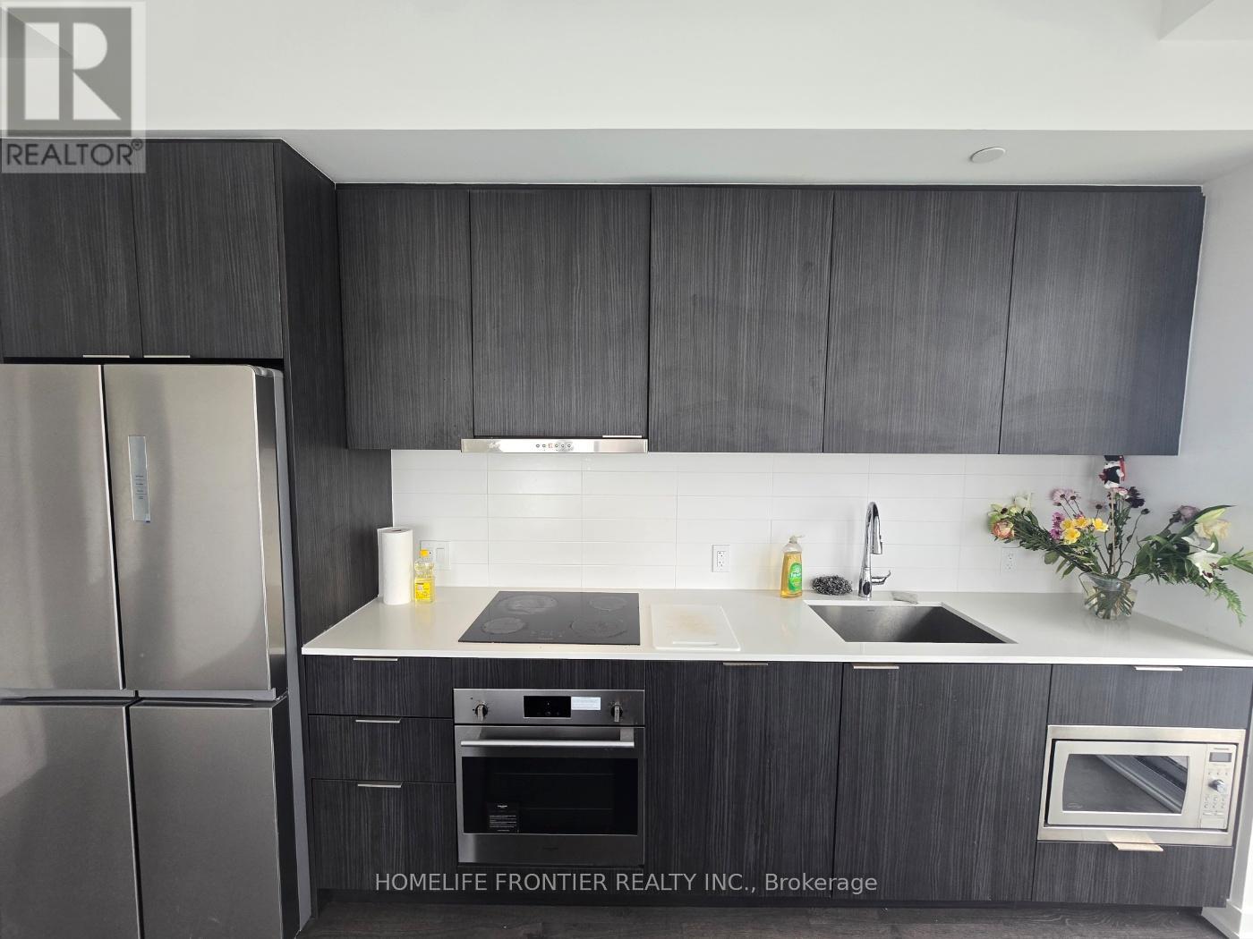 1111 - 7 GOLDEN LION HEIGHTS, Toronto (Newtonbrook East) — photo 3