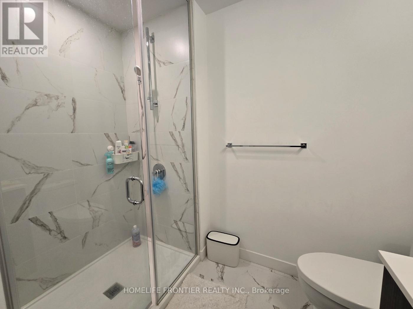 1111 - 7 GOLDEN LION HEIGHTS, Toronto (Newtonbrook East) — photo 7