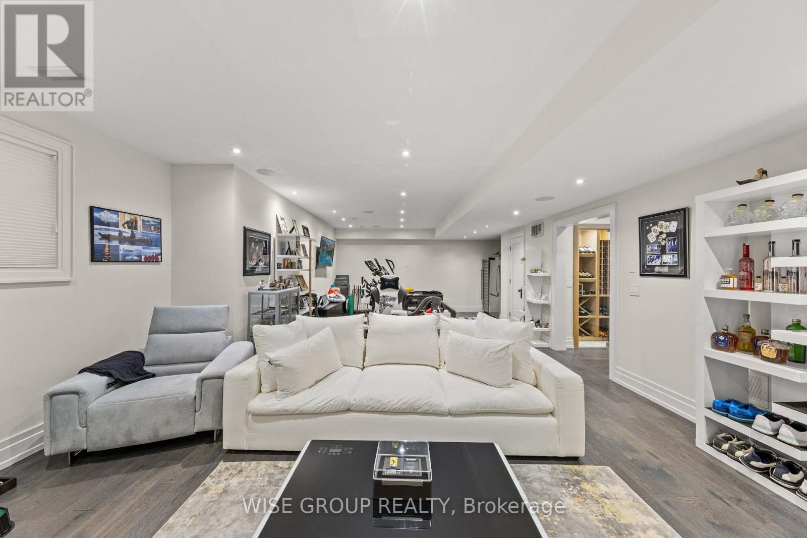 50 Sheldrake Boulevard, Toronto, ON photo 39