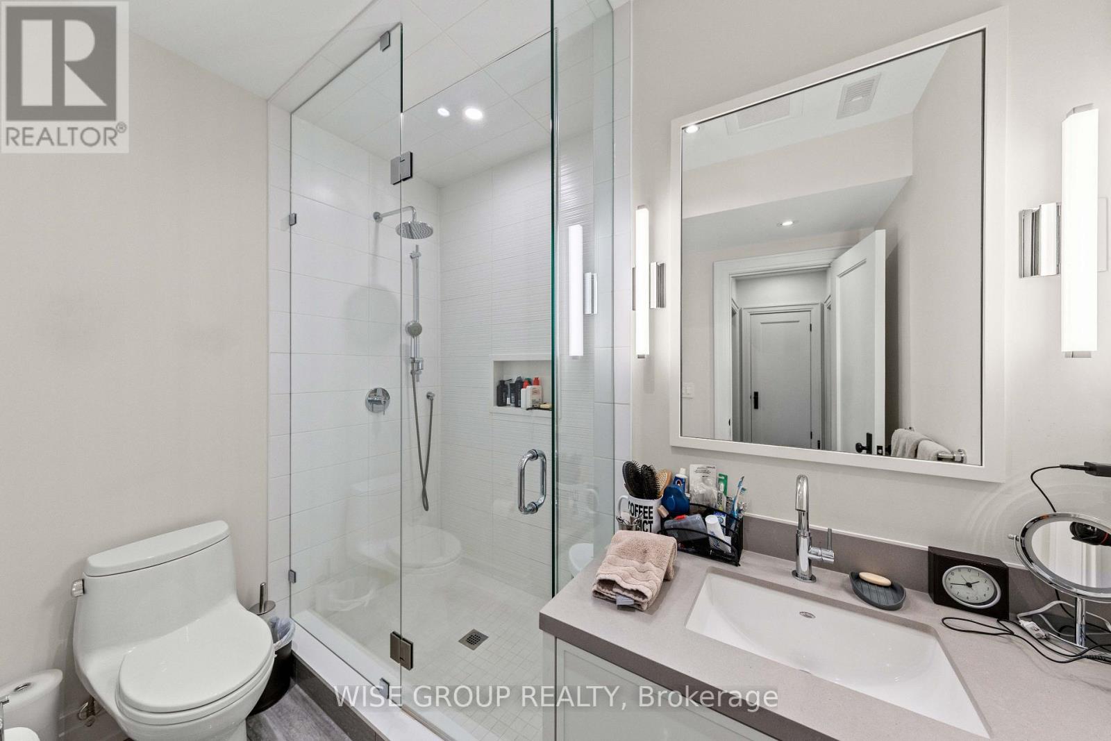 50 Sheldrake Boulevard, Toronto, ON photo 42